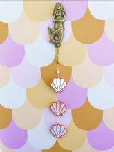 Load image into Gallery viewer, Mini Shell Wall Hanging