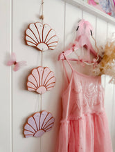 Load image into Gallery viewer, TILA Shell Wall Hanging