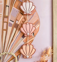 Load image into Gallery viewer, Mini Shell Wall Hanging