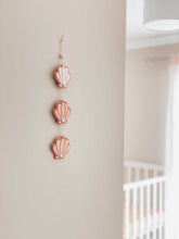 Load image into Gallery viewer, Mini Shell Wall Hanging