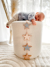 Load image into Gallery viewer, 4 Tier Terracotta Stars