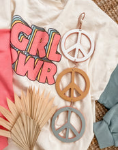 Load image into Gallery viewer, 3 Tier Peace Signs