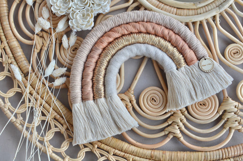 Small Dusty Ochre Rainbow